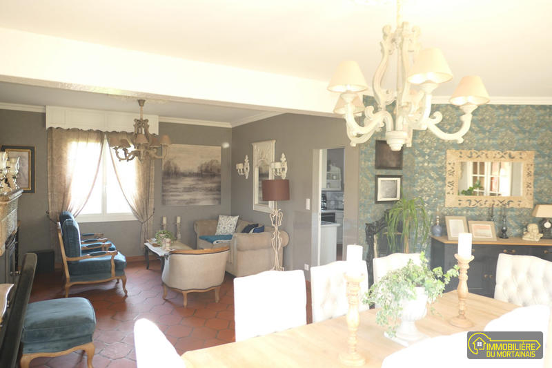 Maison - 171 m² - 7 pièces