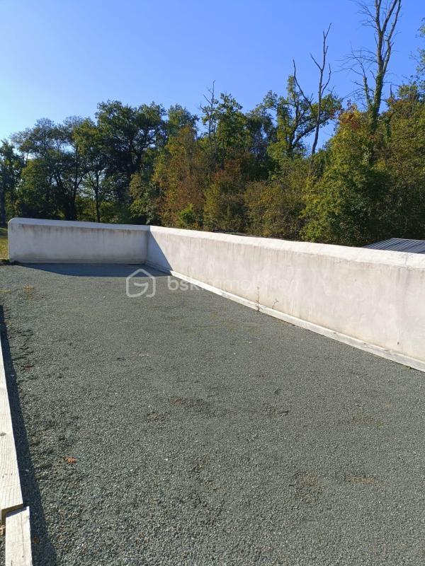 Maison - 121 m² - 5 pièces