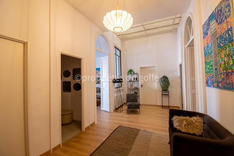 Appartement - 207 m² - 7 pièces