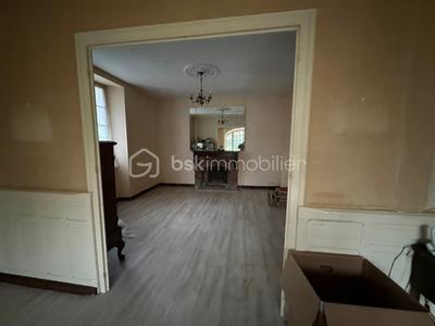 Maison - 282 m² - 11 pièces