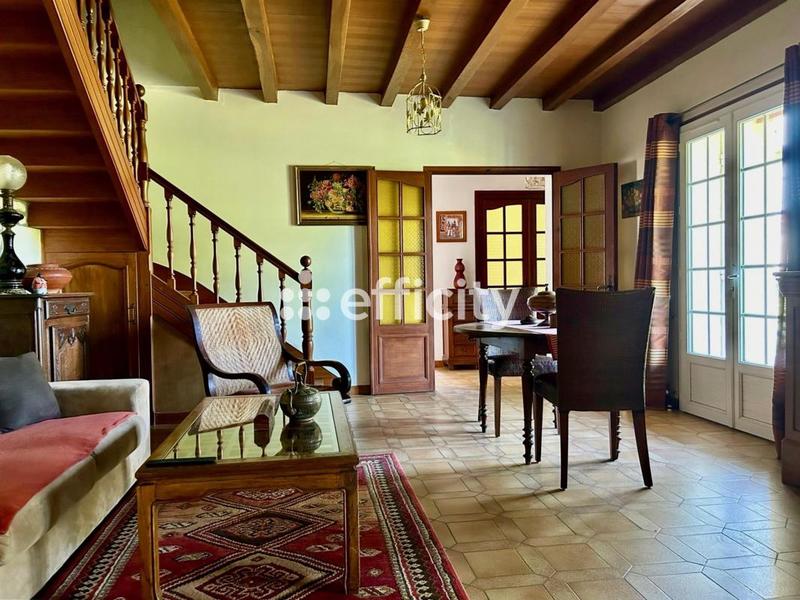 Maison - 145 m² - 6 pièces