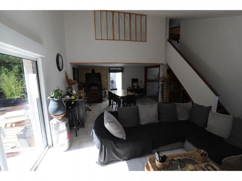 Maison - 122 m² - 8 pièces