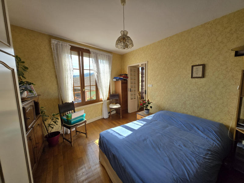 Maison - 80 m² - 5 pièces