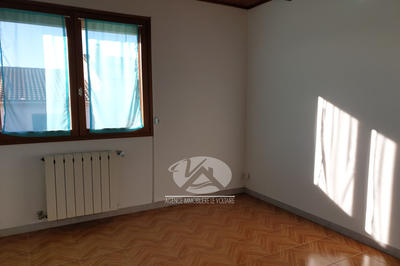 Villa - 77 m² - 1 pièce