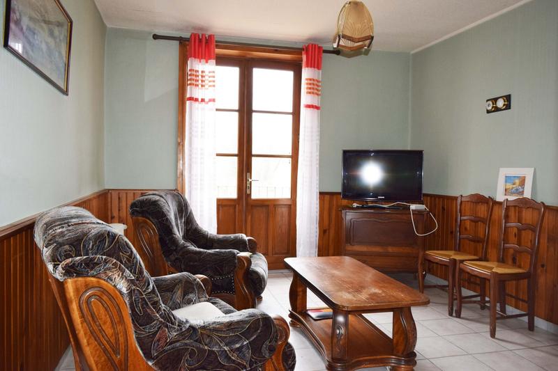 Maison - 140 m² - 8 pièces