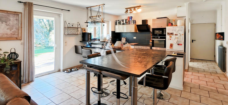 Maison - 135 m² - 7 pièces