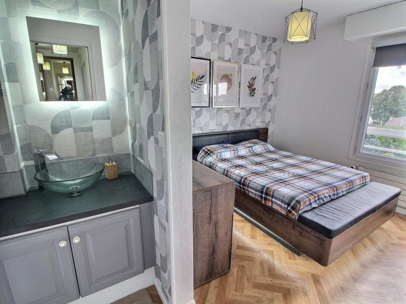 Appartement - 97 m² - 5 pièces