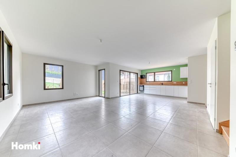 Maison - 147 m² - 6 pièces