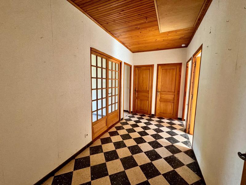 Maison - 176 m² - 7 pièces