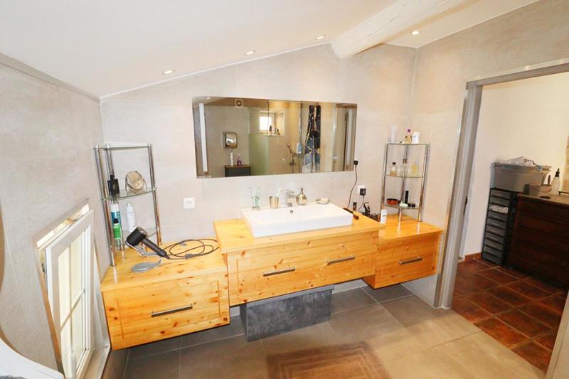 Maison - 175 m² - 5 pièces