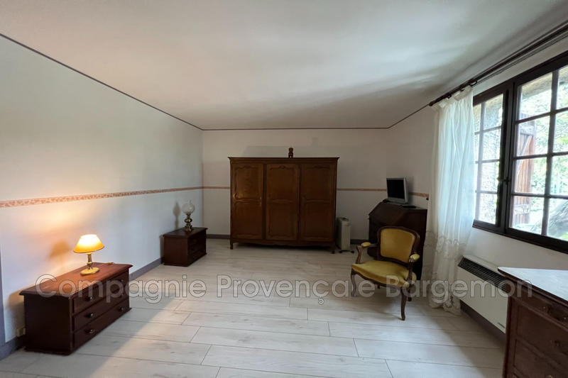 Maison - 190 m² - 8 pièces