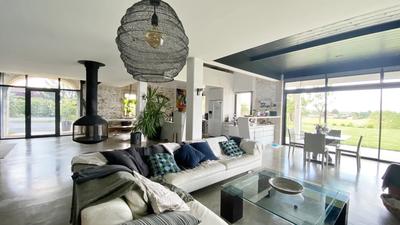 Fermette - 370 m² - 8 pièces