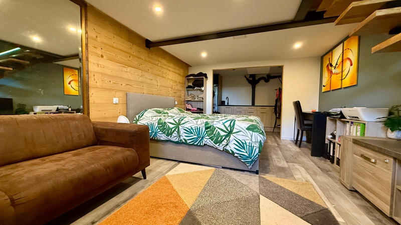 Appartement - 100 m² - 4 pièces