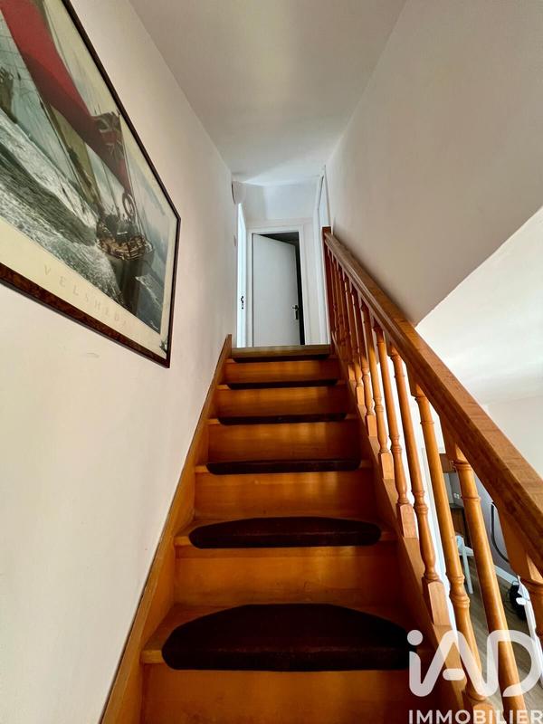 Maison - 90 m² - 5 pièces