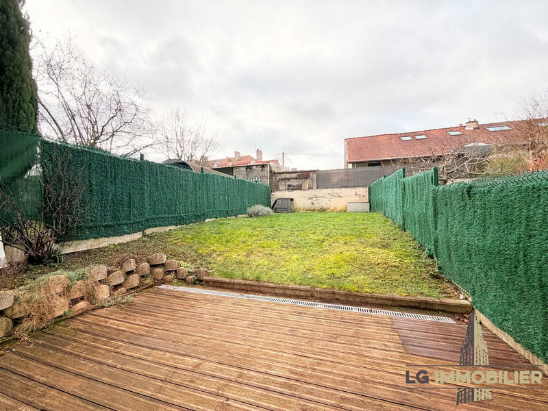 Maison - 101 m² - 5 pièces