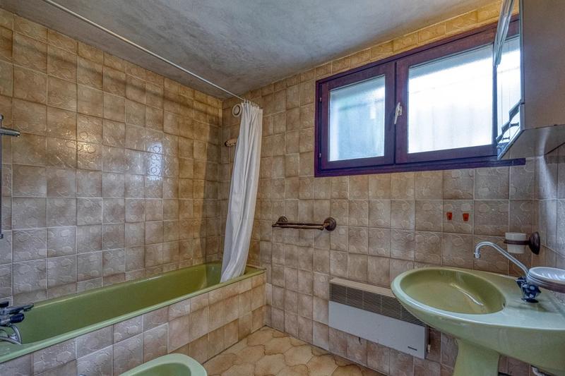 Maison - 180 m² - 8 pièces