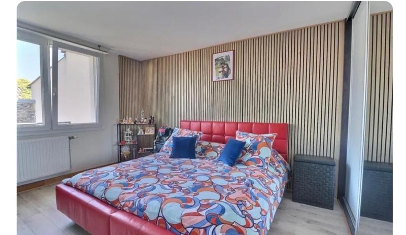 Maison - 203 m² - 10 pièces