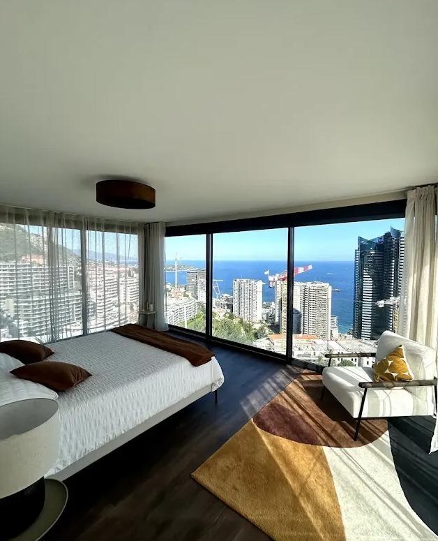 Villa - 235 m² - 6 pièces