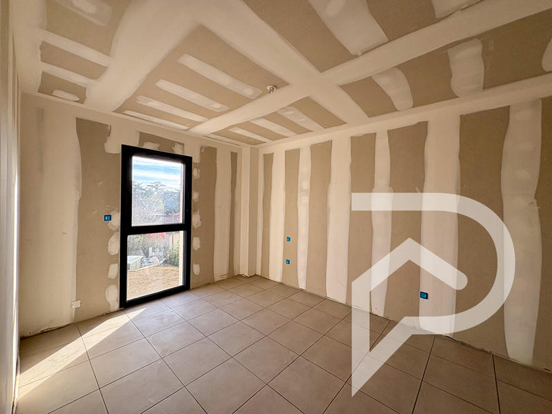 Maison - 104 m² - 5 pièces