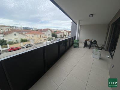 Appartement - 88 m² - 4 pièces