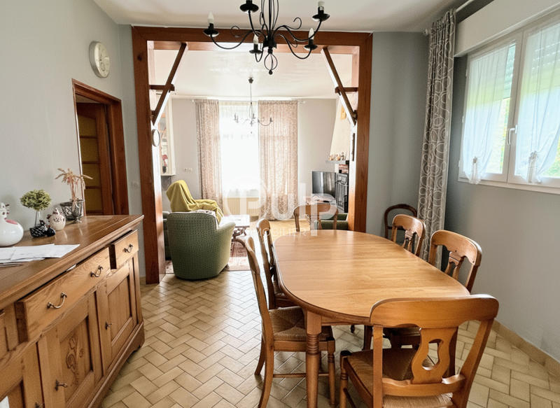 Maison - 130 m² - 6 pièces
