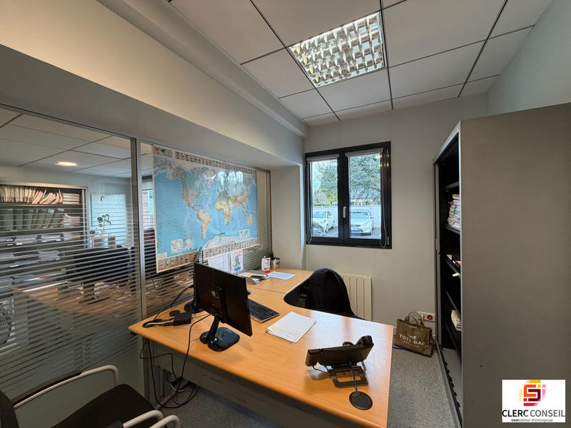 Local commercial - 210 m²