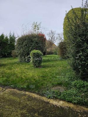 Maison traditionnelle - 236 m² - 14 pièces