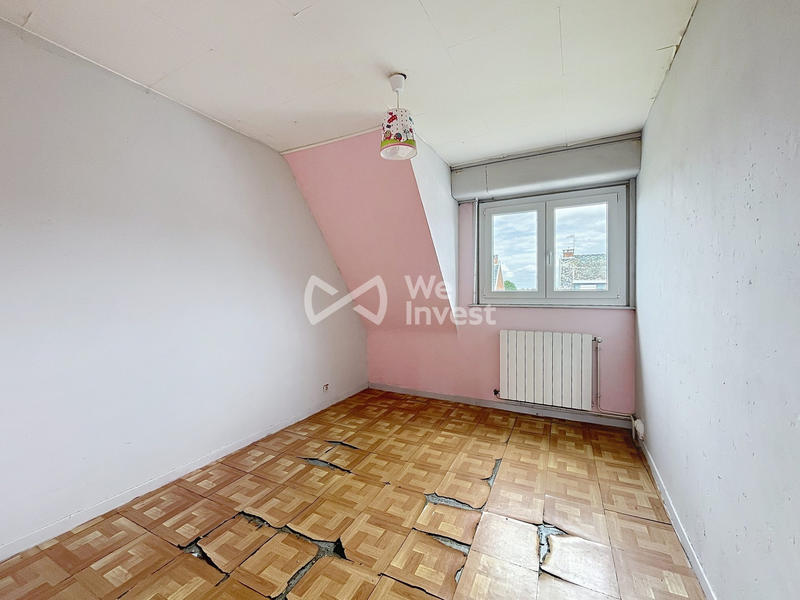 Maison - 85 m² - 5 pièces