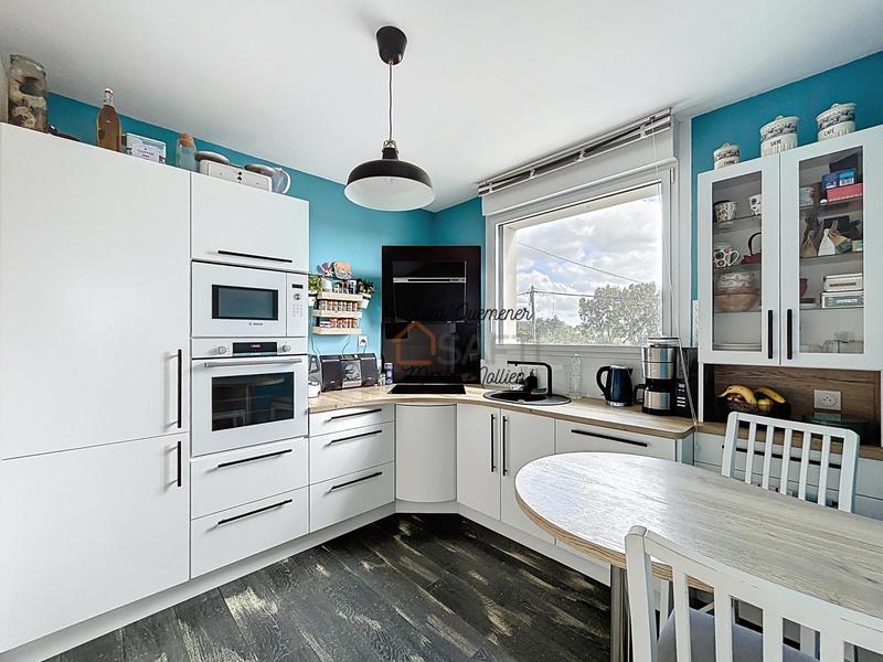 Maison - 104 m² - 7 pièces