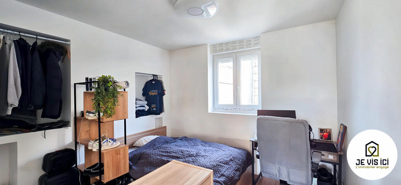 Maison - 98 m² - 5 pièces