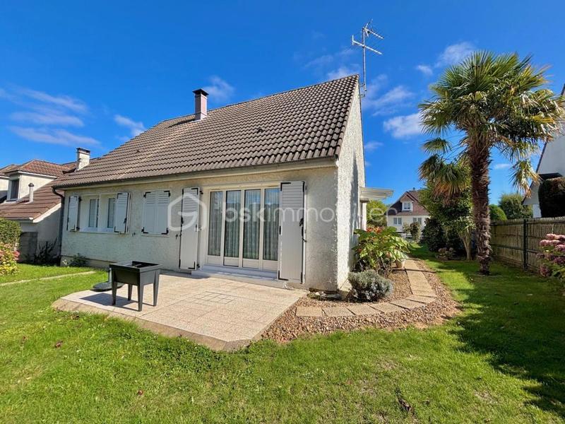 Pavillon - 85 m² - 5 pièces