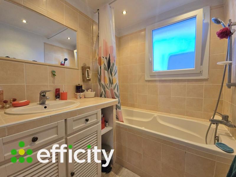 Appartement - 73 m² - 4 pièces