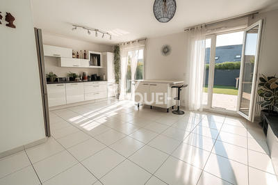 Maison - 90 m² - 5 pièces