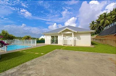 Villa - 160 m² - 5 pièces