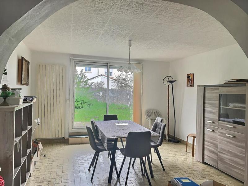 Maison - 93 m² - 4 pièces