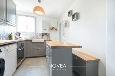 Appartement - 87 m² - 4 pièces