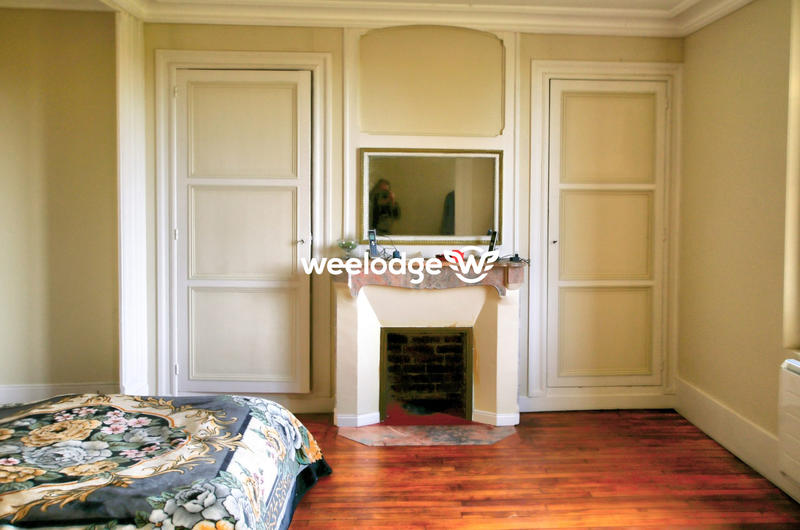 Maison - 400 m² - 14 pièces