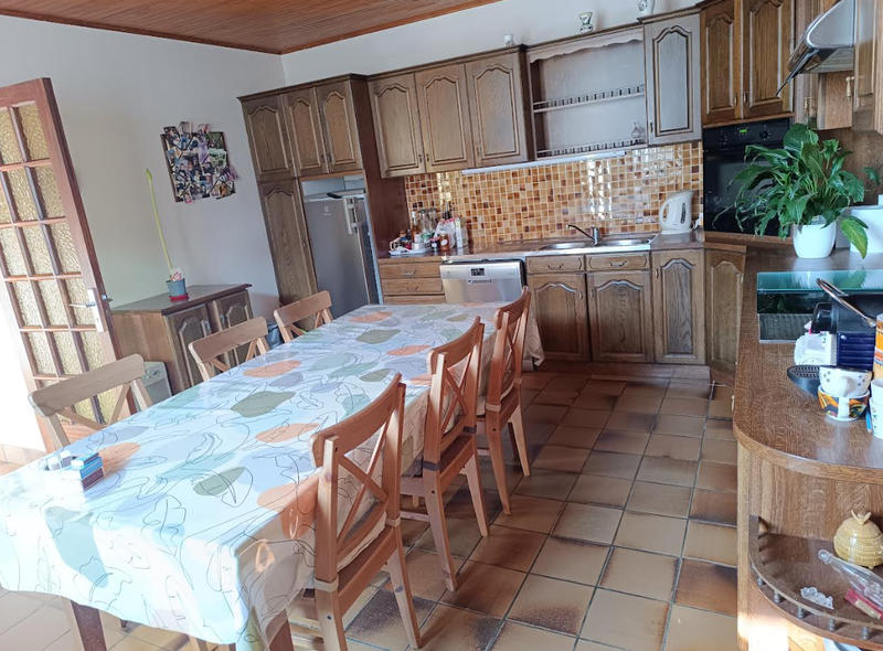 Maison - 163 m² - 9 pièces