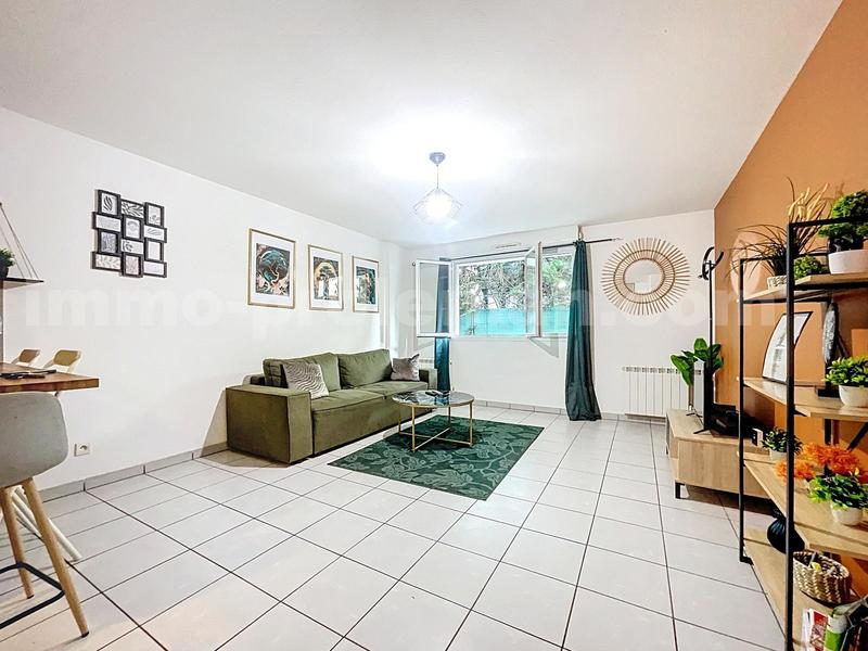 Appartement - 49 m² - 2 pièces