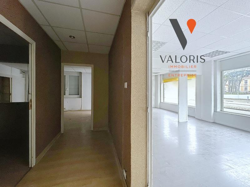 Local commercial - 195 m² - 5 pièces