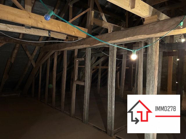 Maison - 232 m² - 7 pièces