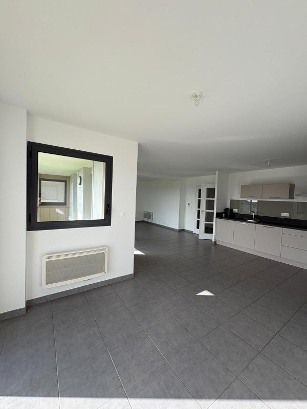 Appartement - 111 m² - 4 pièces