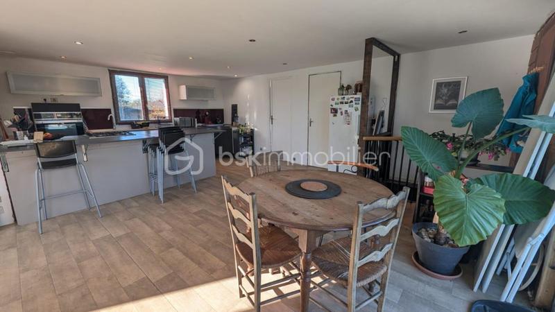 Propriété - 77 m² - 3 pièces