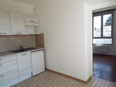 Studio - 24 m² - 1 pièce