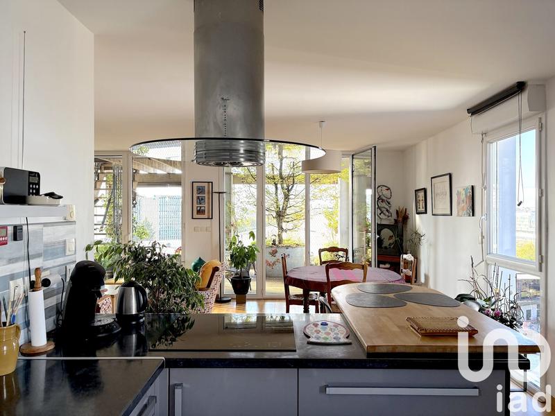 Appartement - 104 m² - 4 pièces