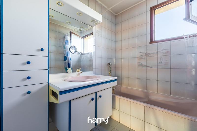 Maison - 93 m² - 5 pièces