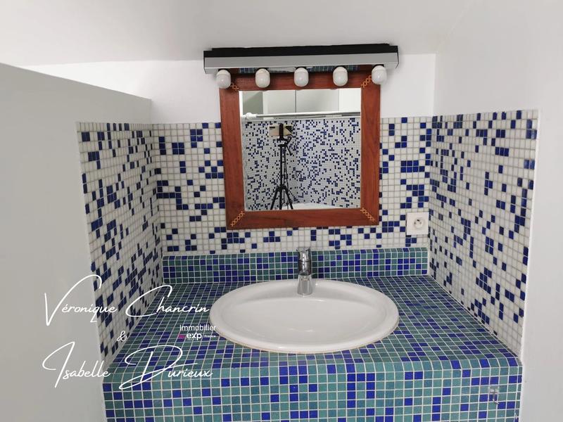 Loft - 181 m² - 5 pièces