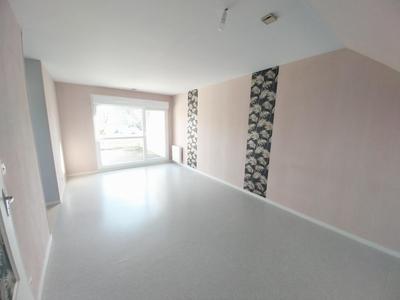 Appartement - 99 m² - 5 pièces