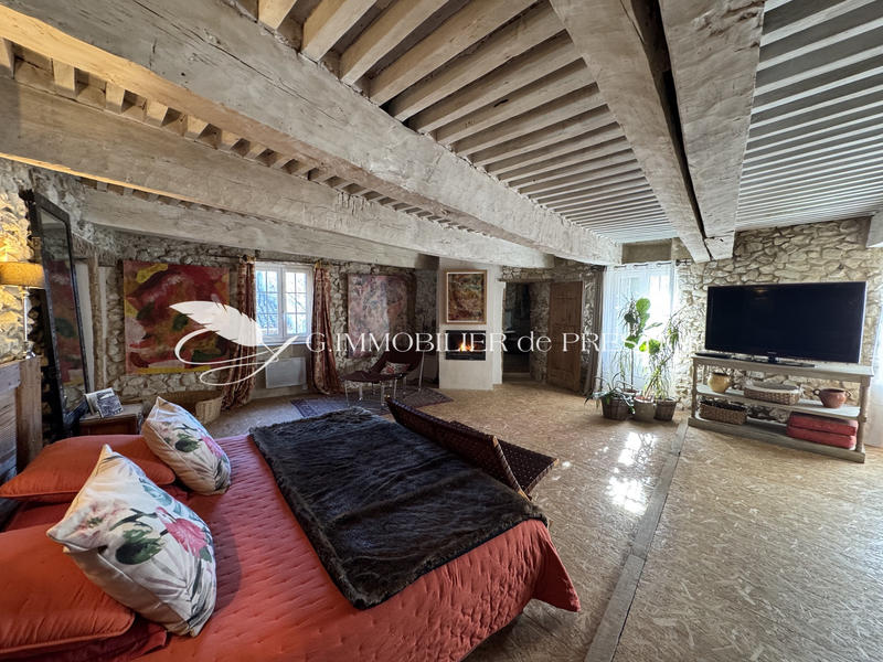 Maison de village - 300 m² - 7 pièces