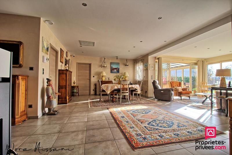 Maison - 195 m² - 6 pièces